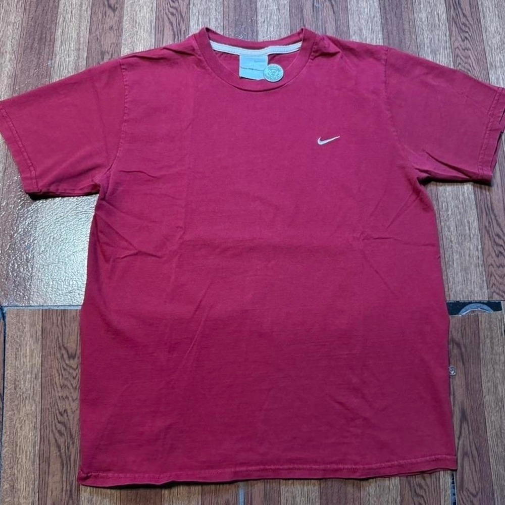 Nike Red Burgundy Vintage 90's Retro Tech Sportswear Train Shirt Fits Small
